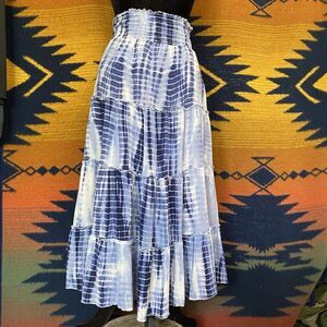 Vintage 90’s Sweet Magnolia Tie Dye Hippie Boho Maxi Skirt. Size Medium.